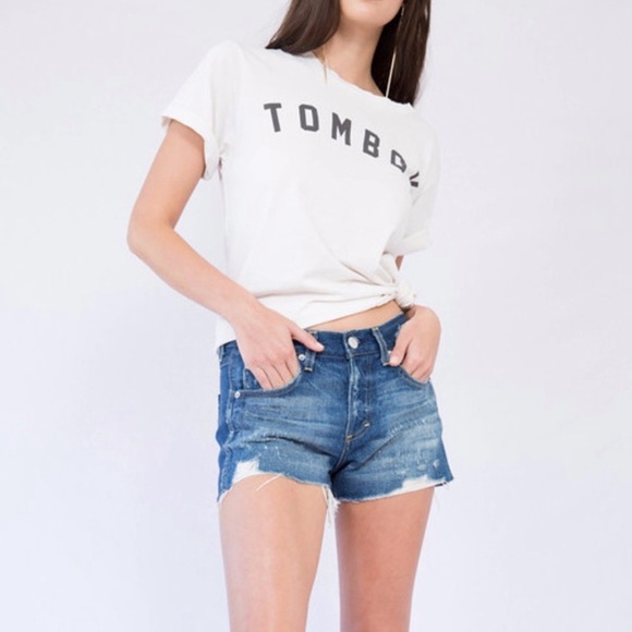 AMO Pants - NWT AMO tomboy shorts in blue nile with distress jean shorts high rise denim 27